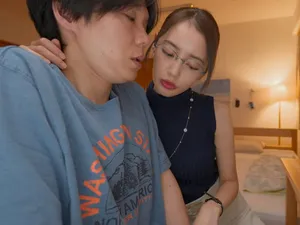 Đụ em từ phía sau, đừng dừng lại cho đến khi anh lên đỉnh